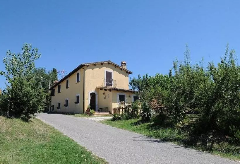 田舎風ホテル Agriturismo Poggio Del Sole