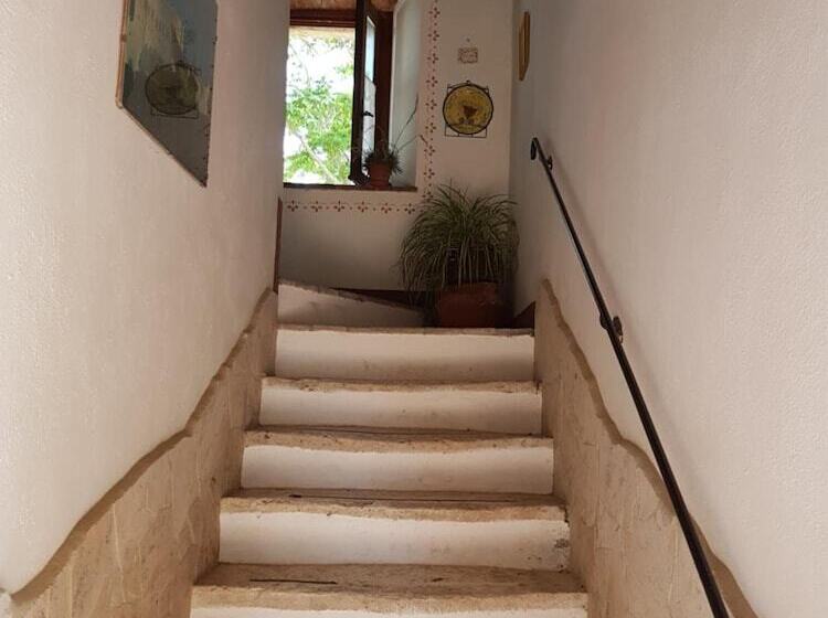 בית מלון כפרי La Canonica