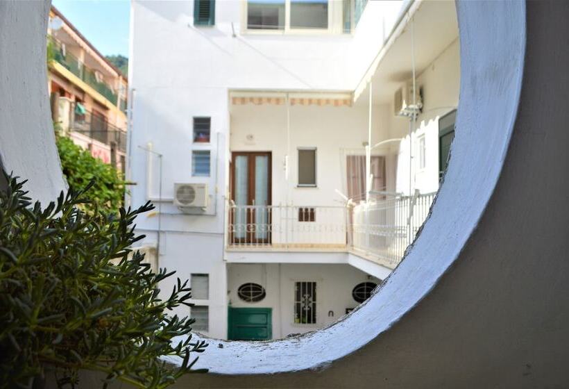 La Corte Dei Naviganti B&b   Amalfi Coast   Cetara