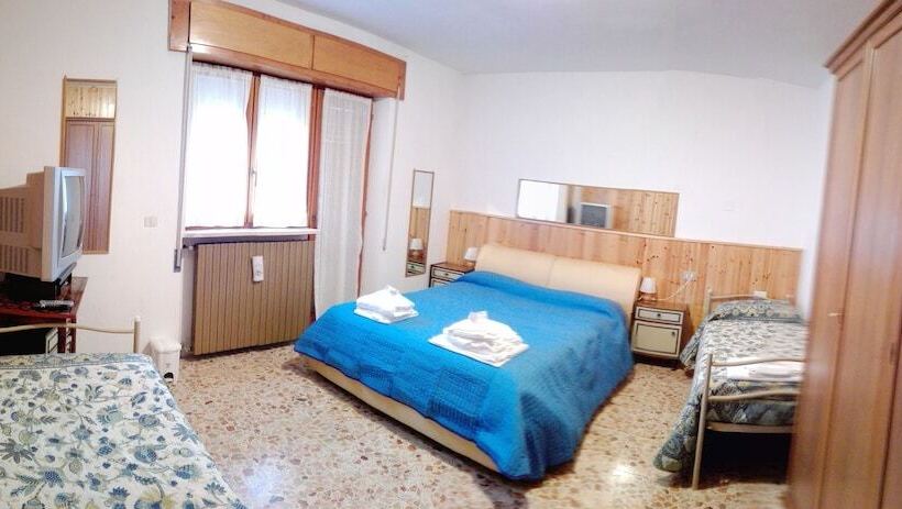 민박 Conte Antonio Da Montecopiolo