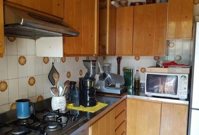 Aamiaismajoitus (B&B) Guesthouse La Villa