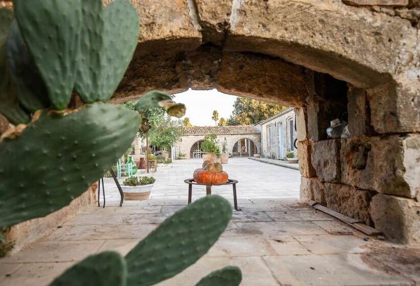 مبيت وإفطار Masseria Violante Boutique