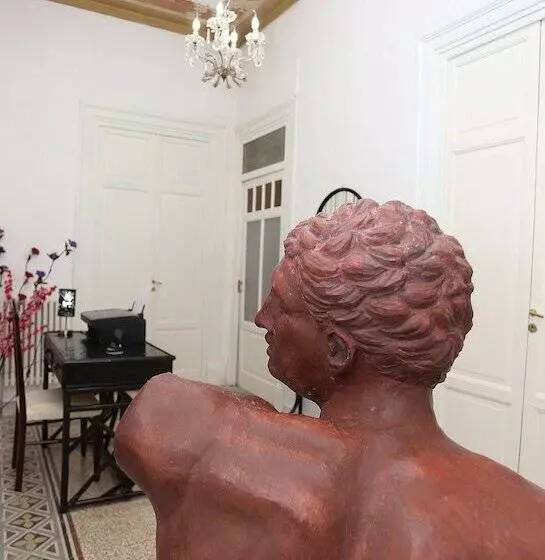 تختخواب و صبحانه Rest And Go