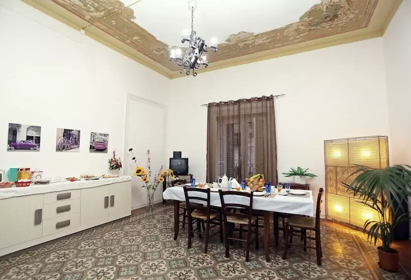 تختخواب و صبحانه Rest And Go