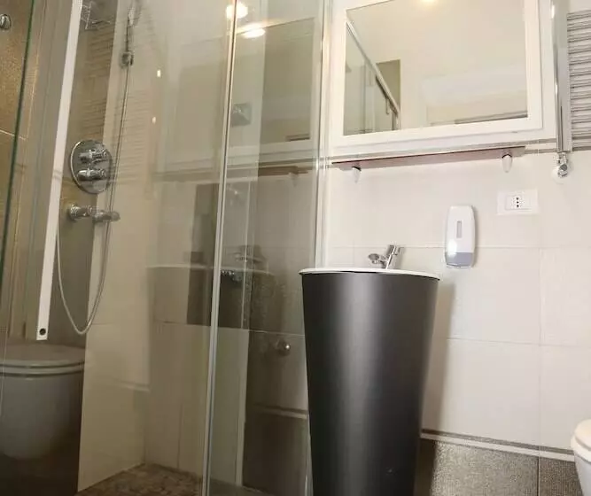 تختخواب و صبحانه Rest And Go