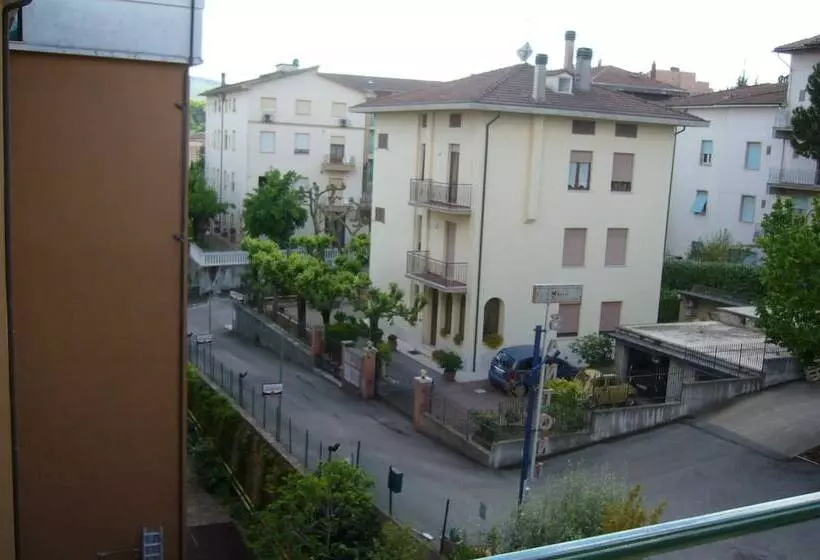 ホテル Albergo Villa Canapini
