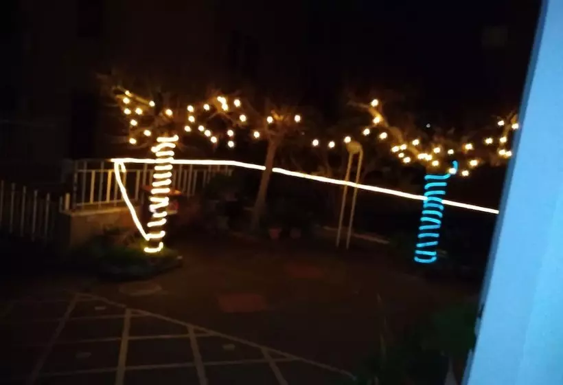 ホテル Albergo Villa Canapini