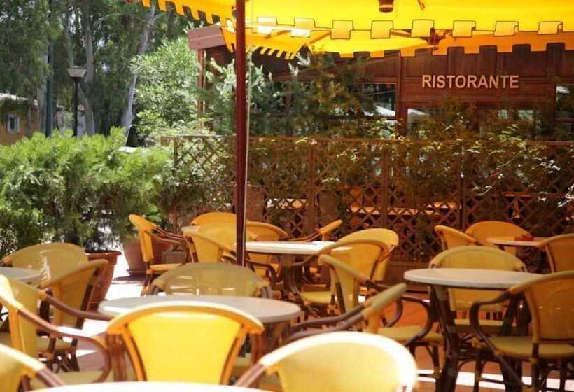 فندق Camping Villaggio Thurium