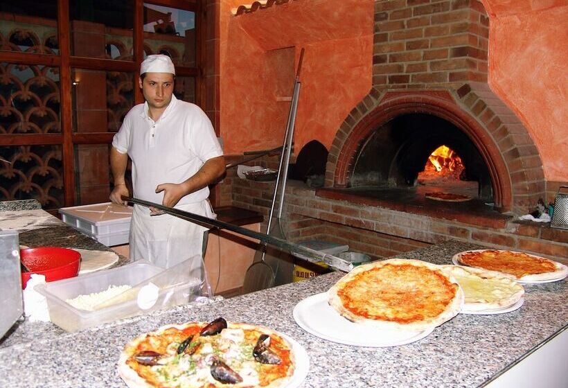 فندق Camping Villaggio Thurium