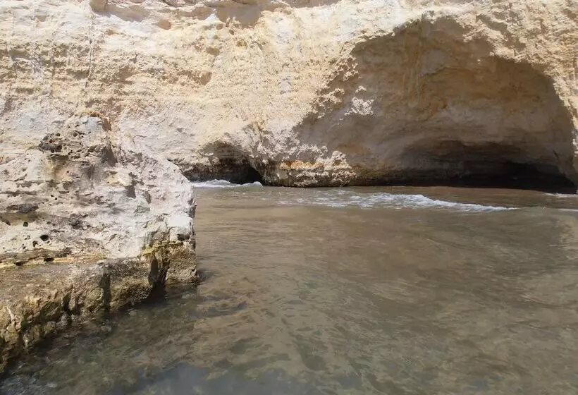 Hotelli Ciriga Sicily Glamping Resort