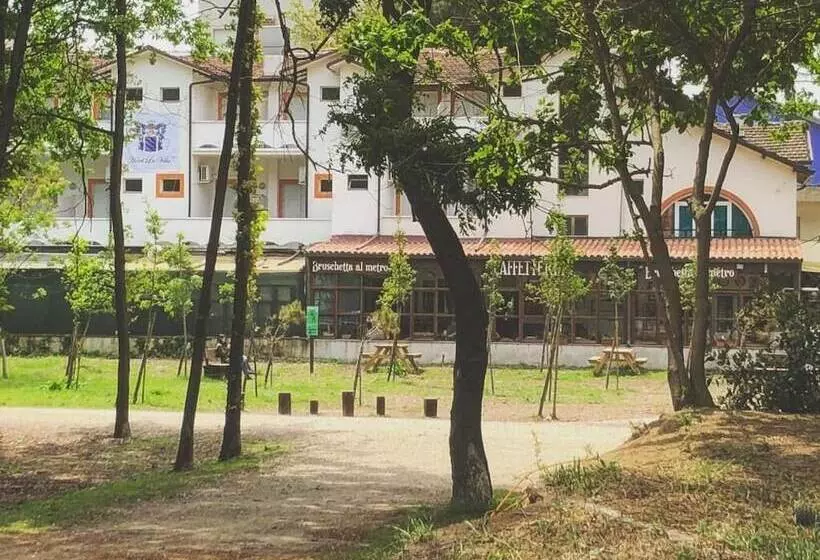 هتل La Villa