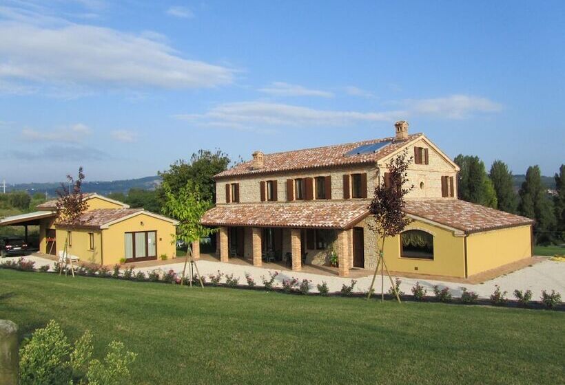 فندق ريفى Agriturismo La Vecchia Fonte