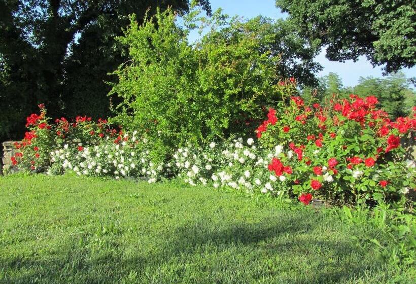 فندق ريفى Agriturismo La Vecchia Fonte