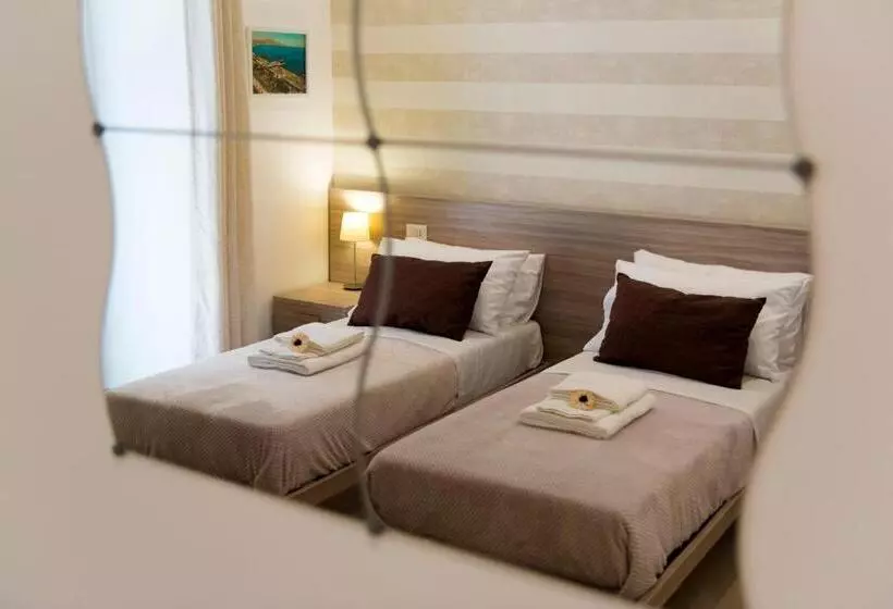 ペンション Lungomare Rooms