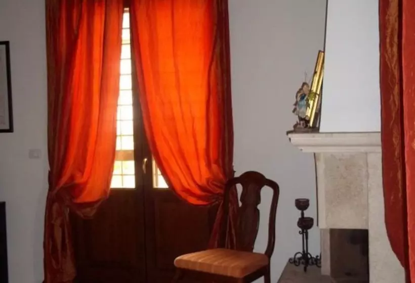 Aamiaismajoitus (B&B) Il Cimiero
