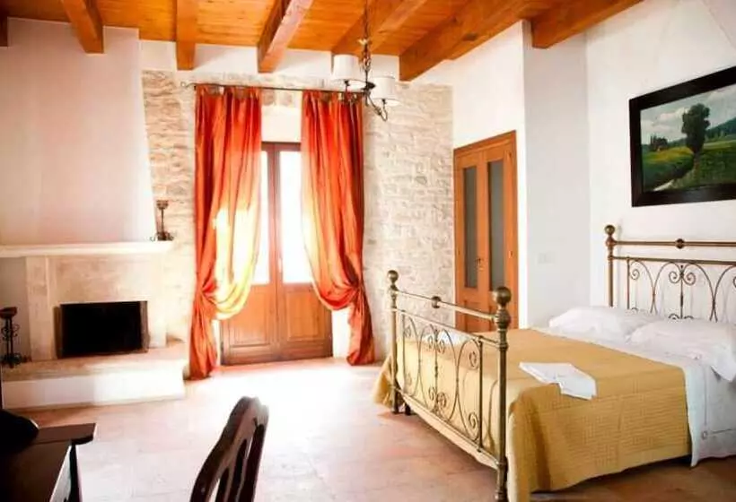 Aamiaismajoitus (B&B) Il Cimiero