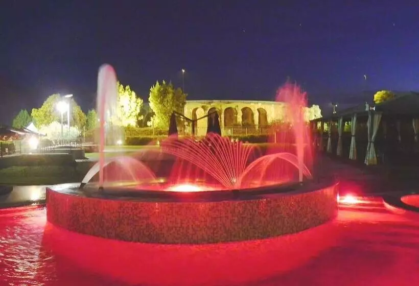ホテル Albergo Teatro Romano