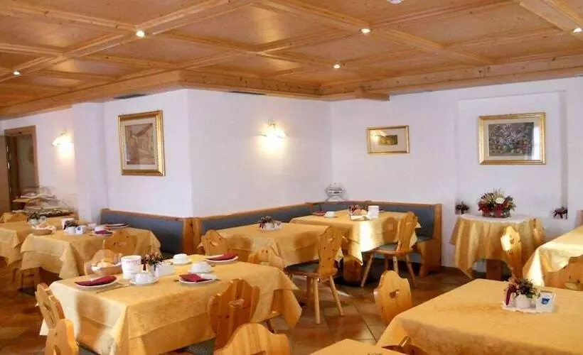 Hotelli Garni Manuela