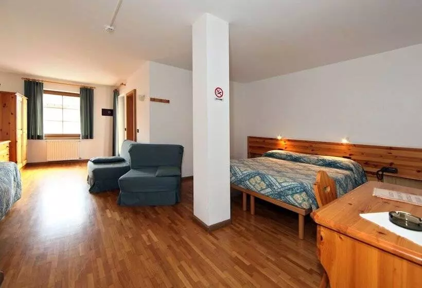 Hotelli Garni Manuela