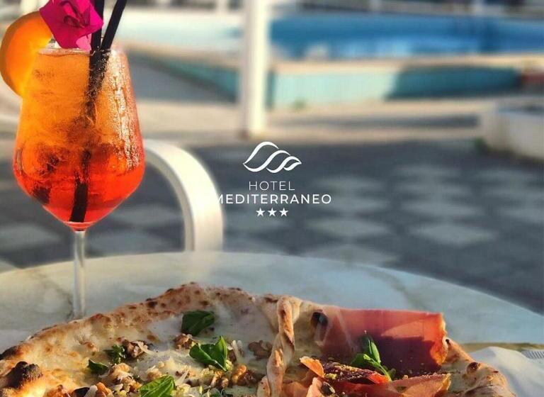 호텔 Mediterraneo