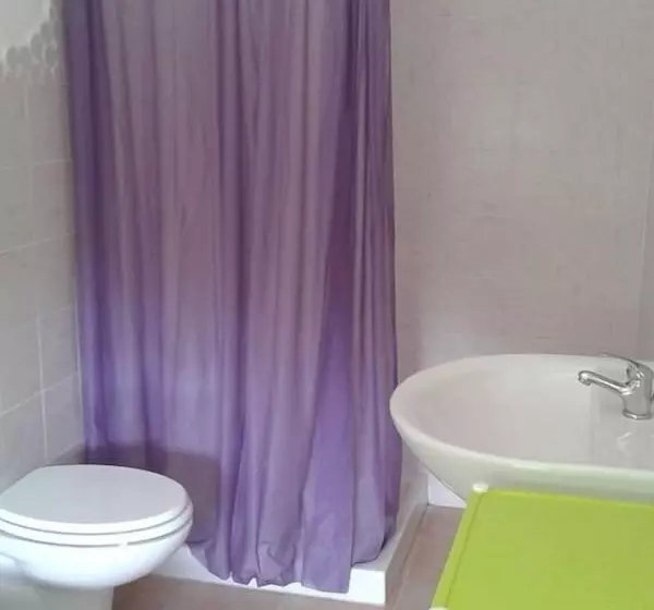 Alma Bed & Breakfast