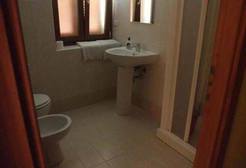 Aamiaismajoitus (B&B) La Bordigona