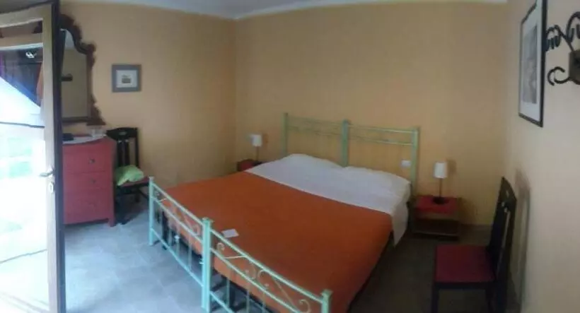 Aamiaismajoitus (B&B) La Bordigona