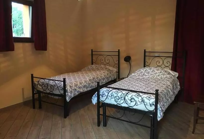 Aamiaismajoitus (B&B) La Bordigona