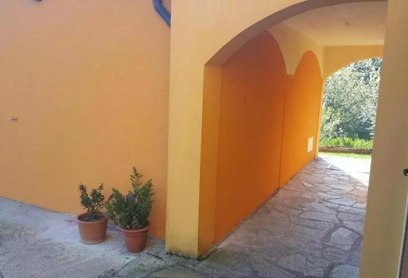 Aamiaismajoitus (B&B) La Bordigona