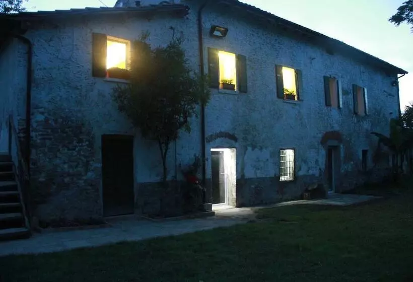 Aamiaismajoitus (B&B) Leamorine White House