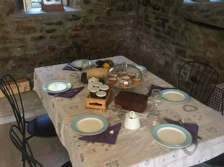 Aamiaismajoitus (B&B) Leamorine White House