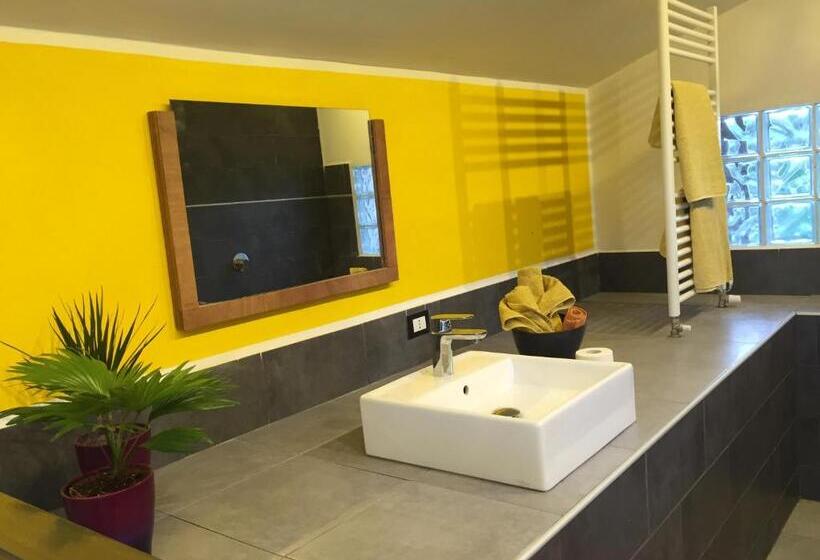 Nocleg ze śniadaniem Leamorine White House