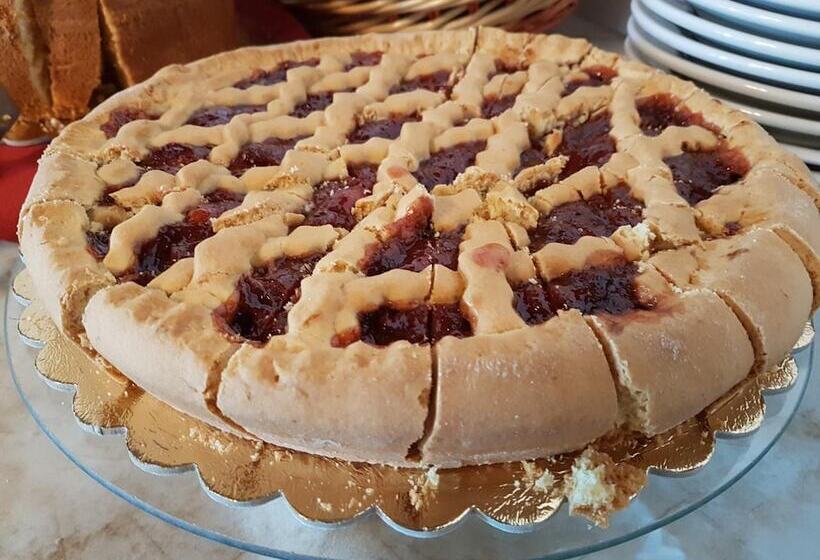 مسافرخانه Del Lago Ampollino