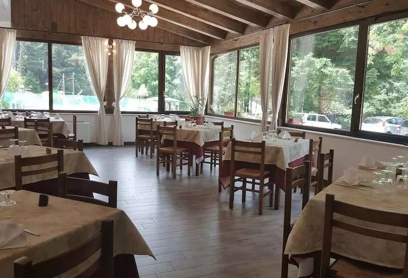 簡易ホテル Del Lago Ampollino