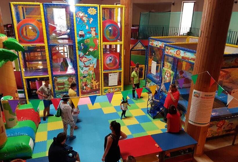 مسافرخانه Del Lago Ampollino