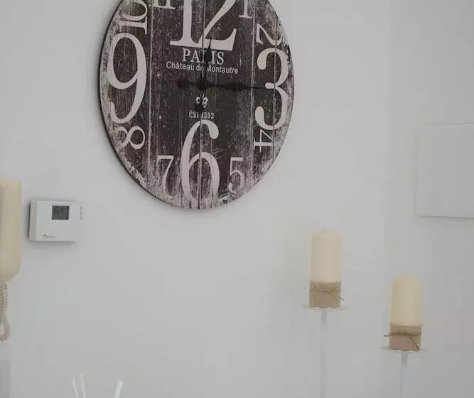 Femily B&b Bed And Breakfast Di Puglia In   Bari