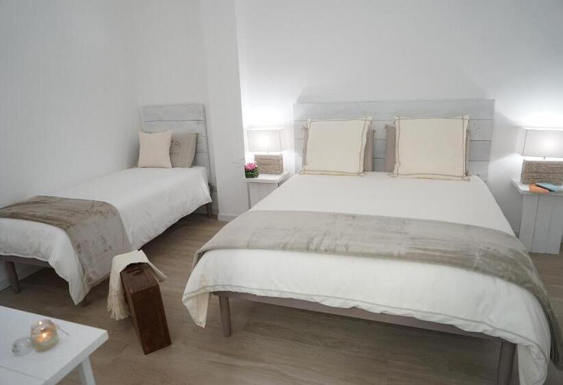 Femily B&b Bed And Breakfast Di Puglia In Bari