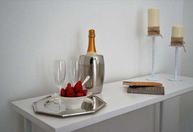 Femily B&b Bed And Breakfast Di Puglia In Bari