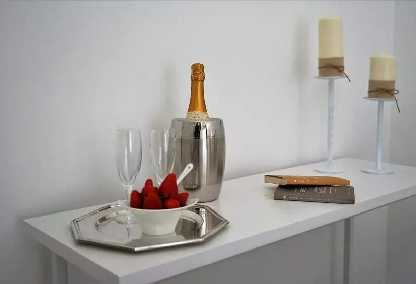 Femily B&b Bed And Breakfast Di Puglia In   Bari