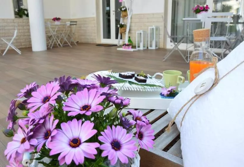 Femily B&b Bed And Breakfast Di Puglia In   Bari