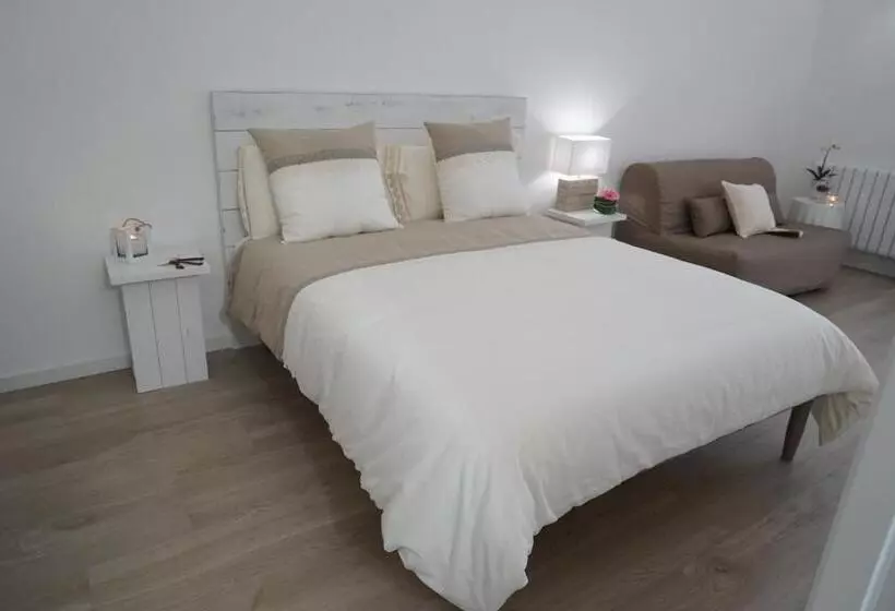 Femily B&b Bed And Breakfast Di Puglia In   Bari