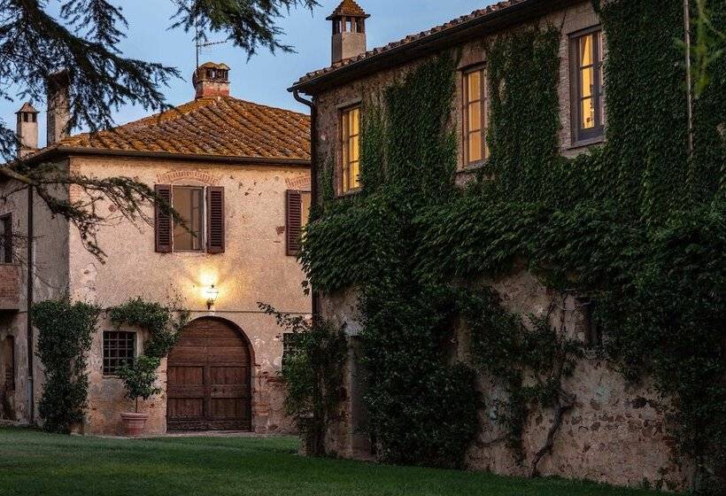 בית מלון כפרי La Pescaia Resort