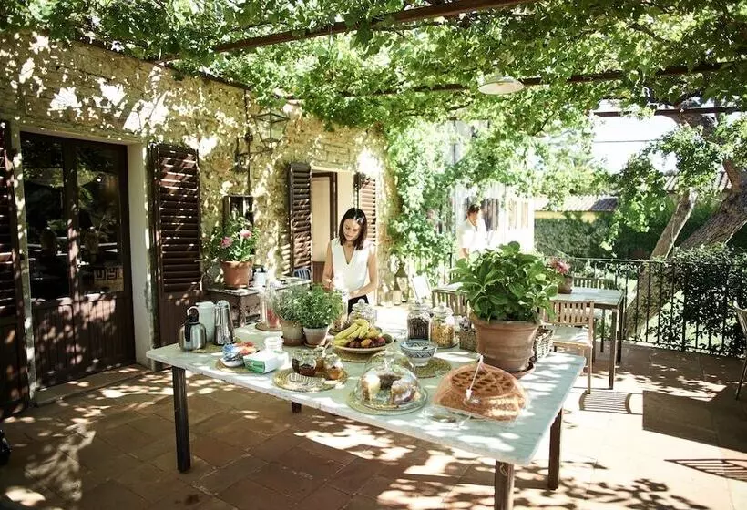 Maaseutuhotelli La Pescaia Resort