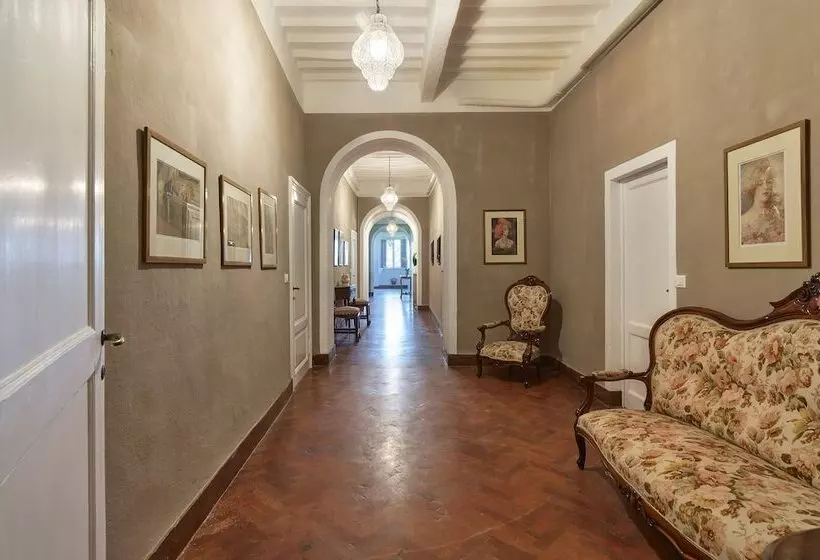 Maaseutuhotelli La Pescaia Resort