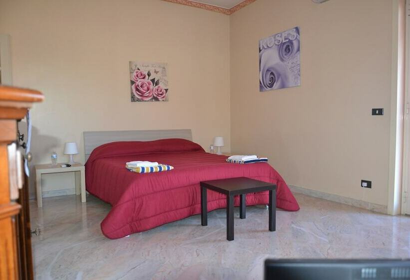پانسیون Bed & Fly Near Airport Catania