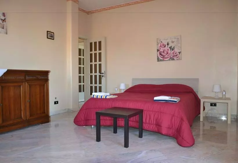 پانسیون Bed & Fly Near Airport Catania
