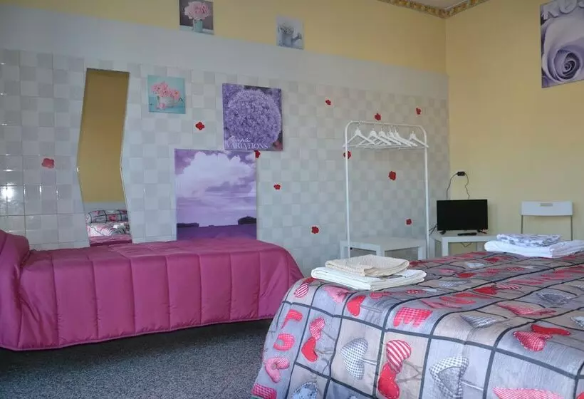 پانسیون Bed & Fly Near Airport Catania