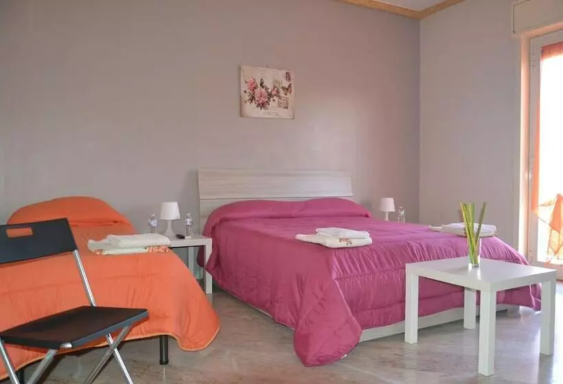 پانسیون Bed & Fly Near Airport Catania