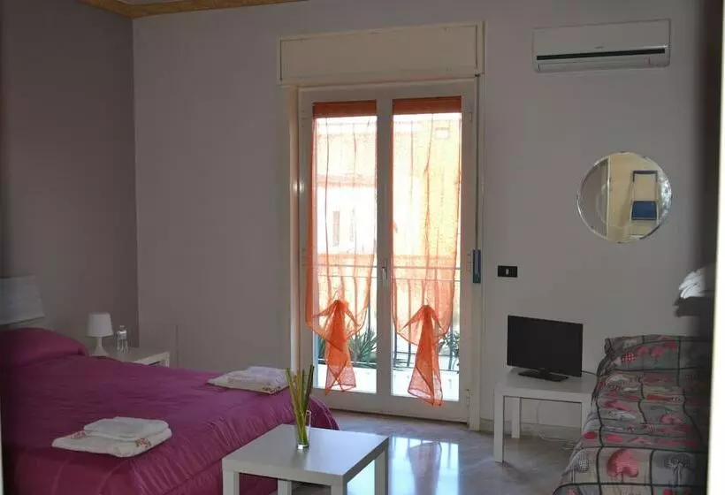 پانسیون Bed & Fly Near Airport Catania