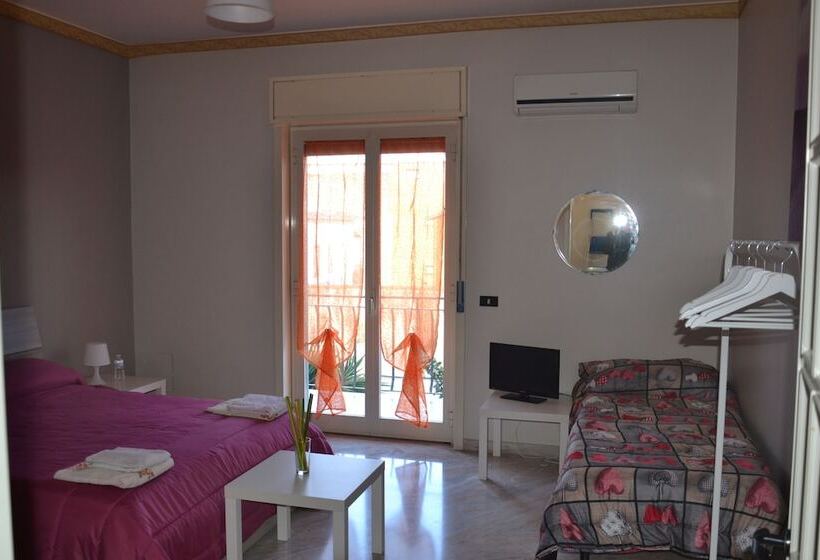 پانسیون Bed & Fly Near Airport Catania